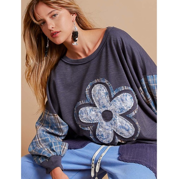 POL Tops - NWOT POL Blue and Gray Floral Patchwork Top w/Plaid Balloon Sleeves